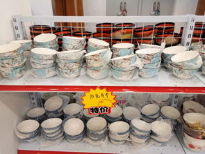 2元10元時尚百貨精品熱賣中，廠家直銷一件也批發